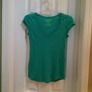 AMERICAN EAGLE Green Tee
